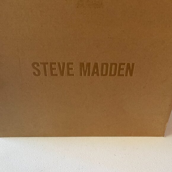 Steve Madden Black Combat Boots with Lace-Up Design - Picture 8 of 8